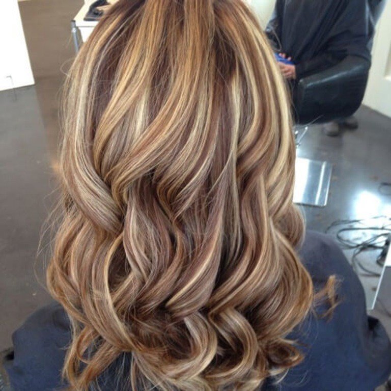 50 stilvolle vorschläge für braune haare mit blonden strähnen