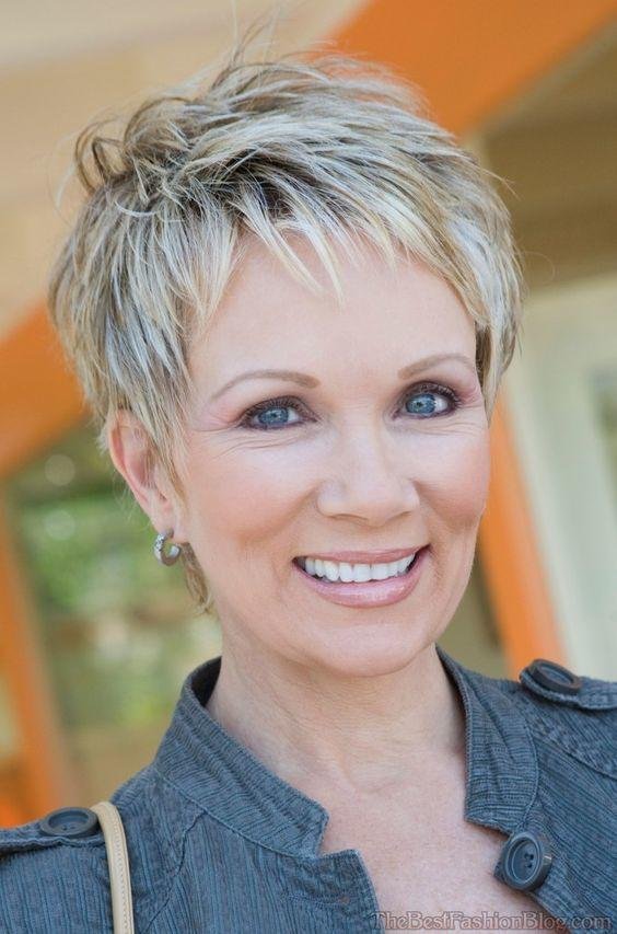 4-kurze Frisuren für ältere Frauen
