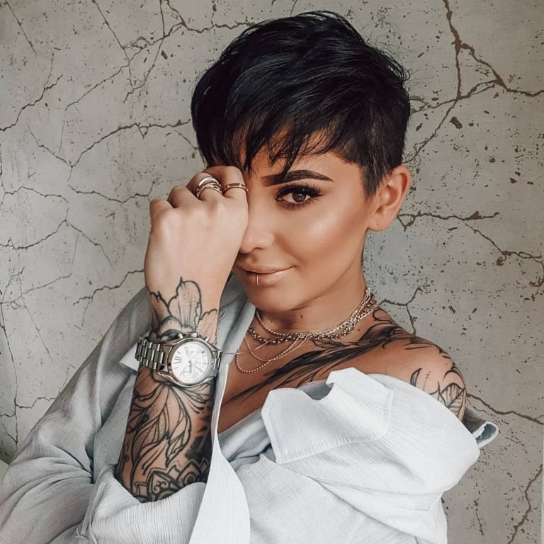 10 Frisurideen für Frauen mit kurzen schwarzen Haare Haare.CO