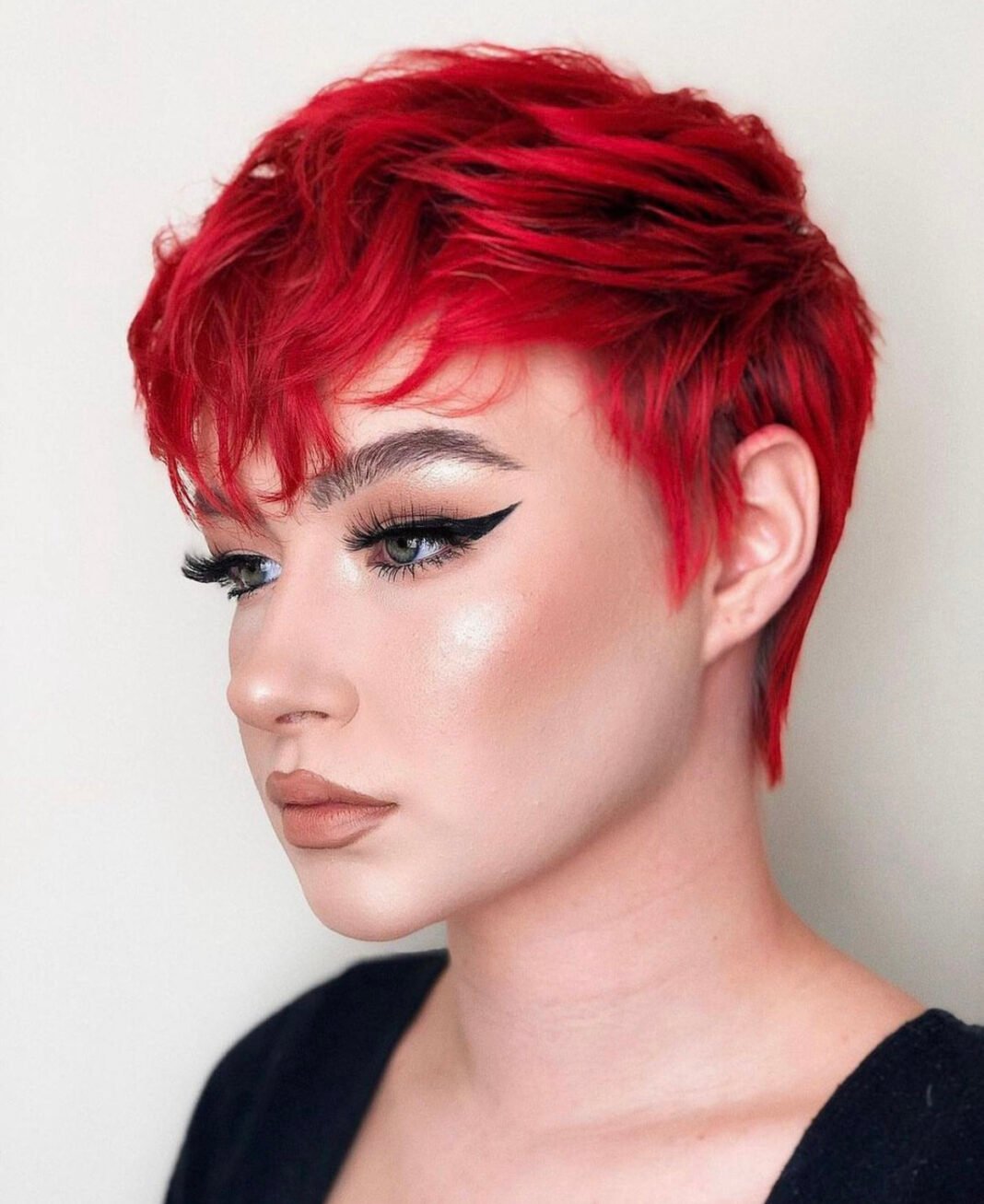Über 20 trendige Pixie-Cut-Haarschnitte mit langem Pony