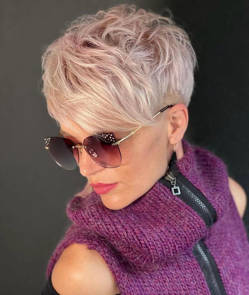Über 20 trendige Pixie-Cut-Haarschnitte mit langem Pony