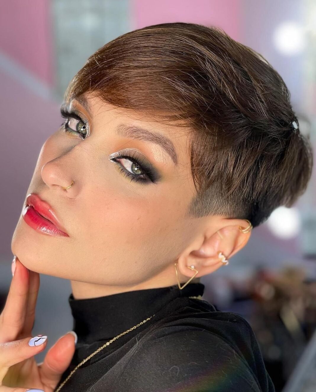 Finden Sie die perfekte Frisur für Sie! Die schönsten Kurzhaarfrisuren für Frauen.