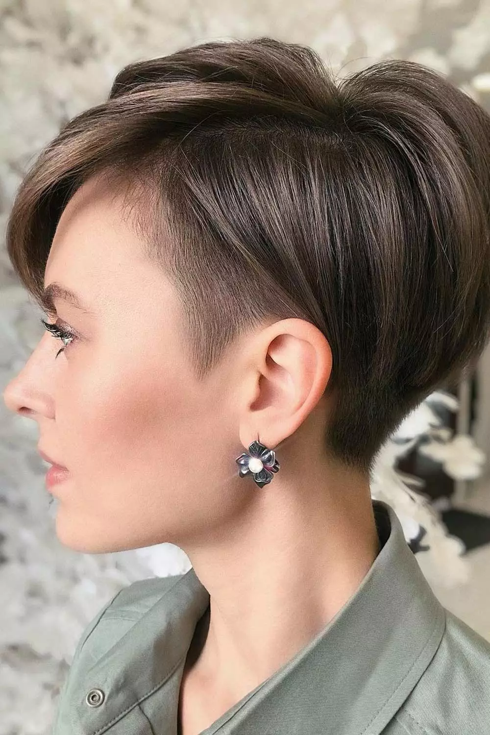 Kurze Haare im lässig-eleganten: Frisuren für feines Haar, damit Sie fabelhaft aussehen