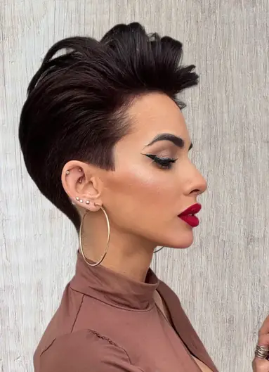 Ich sehe immer gerne neu aus - Elegante und ästhetische Frisuren